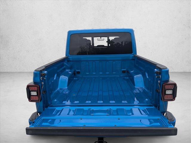 Used 2023 Jeep Gladiator Overland image 7