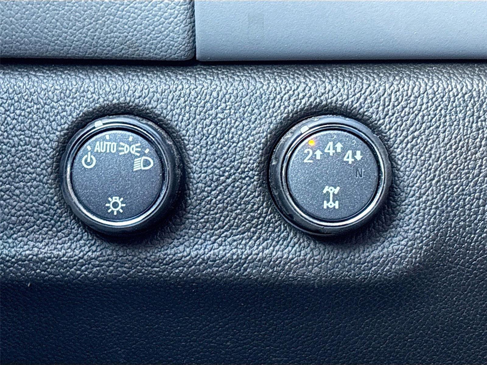 Used 2022 Chevrolet Colorado W/T w/ Custom Special Edition image 11