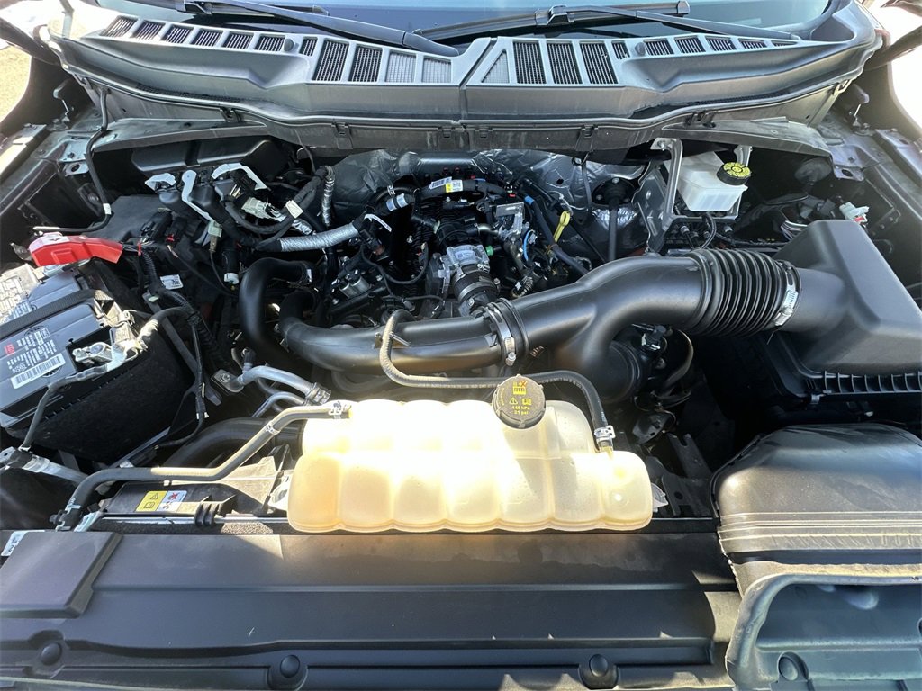 Used 2022 Ford F150 XLT w/ Equipment Group 302A High image 15