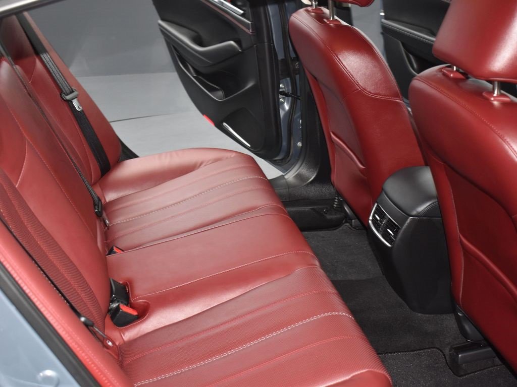 Used 2021 MAZDA MAZDA6 Carbon Edition image 11