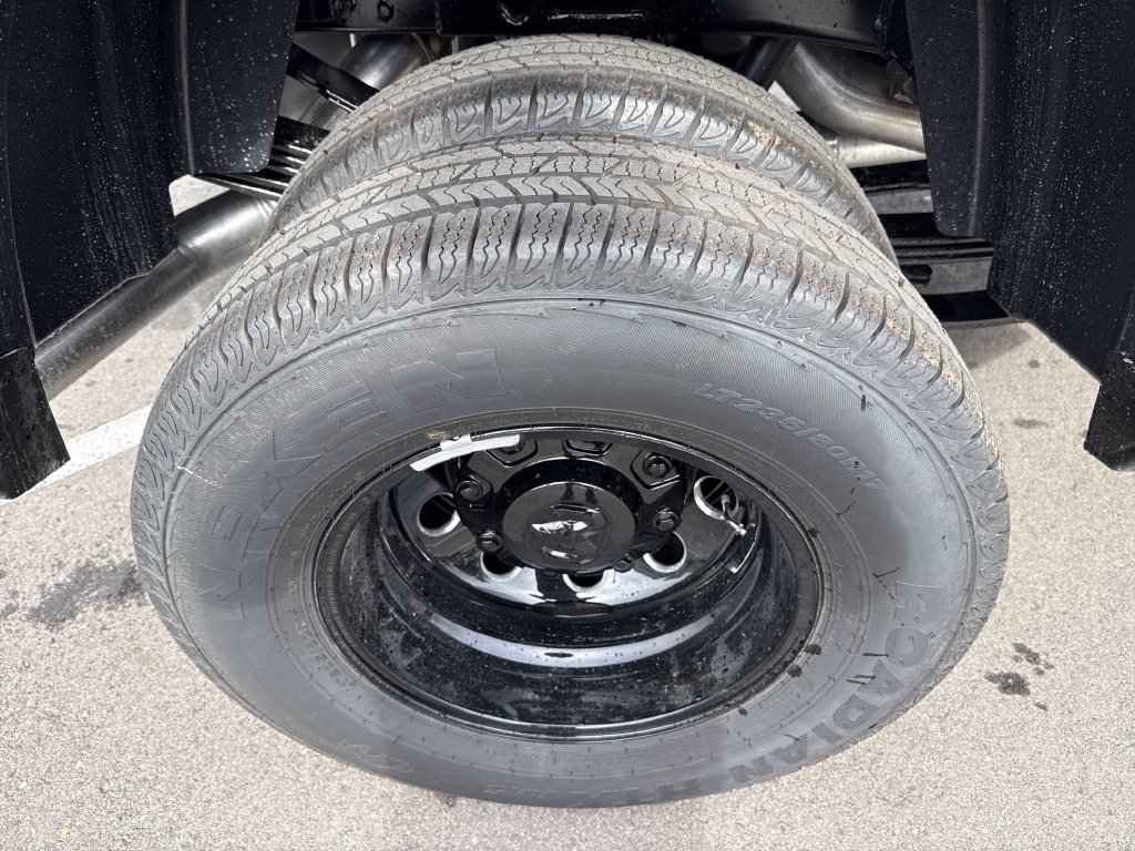 New 2027 RAM 3500 Laramie AWD/4WD image 33