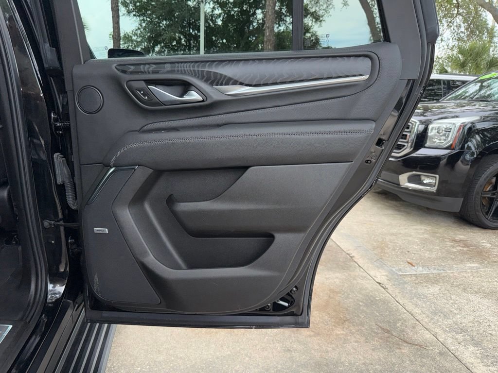 Used 2023 GMC Yukon Denali w/ Denali Reserve Package AWD/4WD image 57