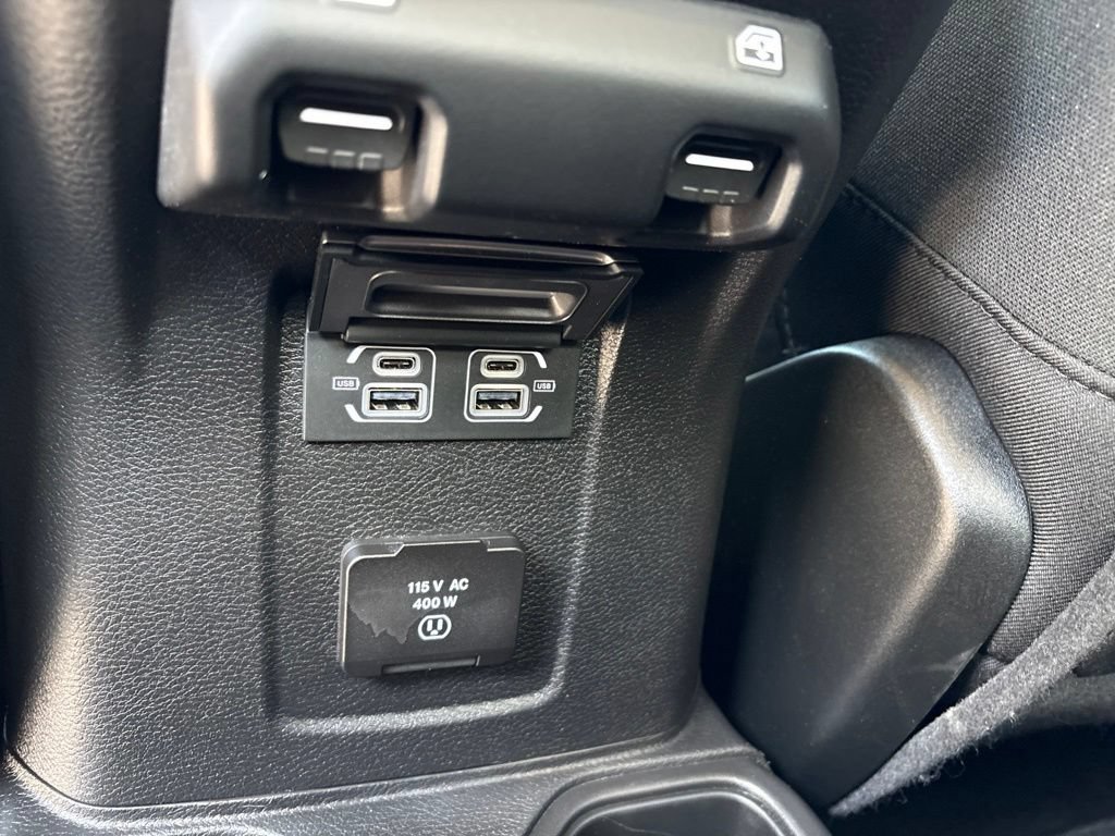 Used 2026 Jeep Gladiator Mojave AWD/4WD image 15