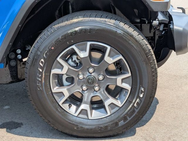 New 2026 Jeep Gladiator Mojave AWD/4WD image 12