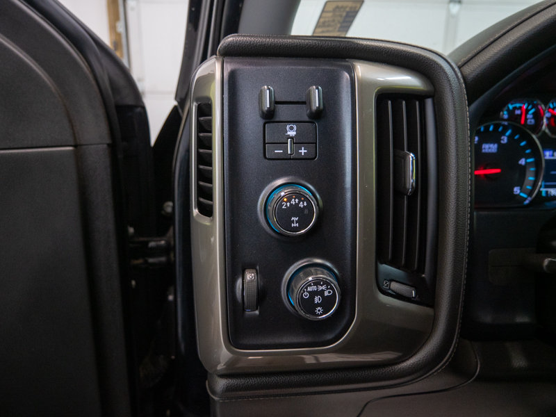 Used 2019 Chevrolet Silverado 3500 High Country w/ Duramax Plus Package AWD/4WD image 12