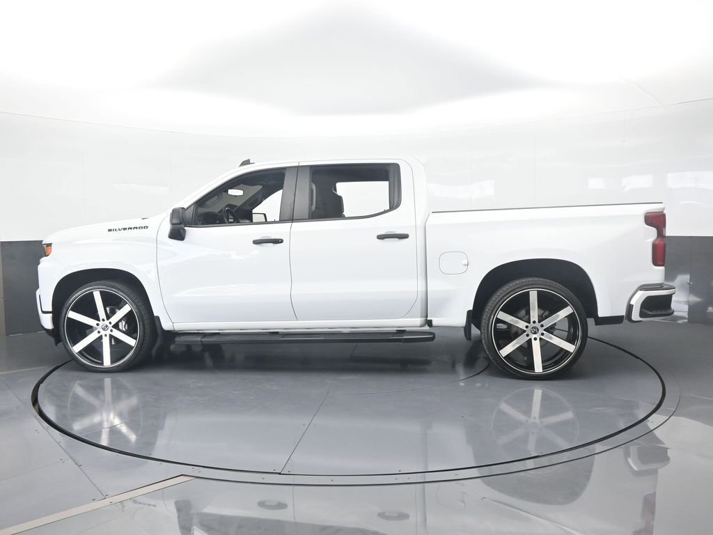 Used 2022 Chevrolet Silverado 1500 Custom w/ Safety Confidence Package image 3