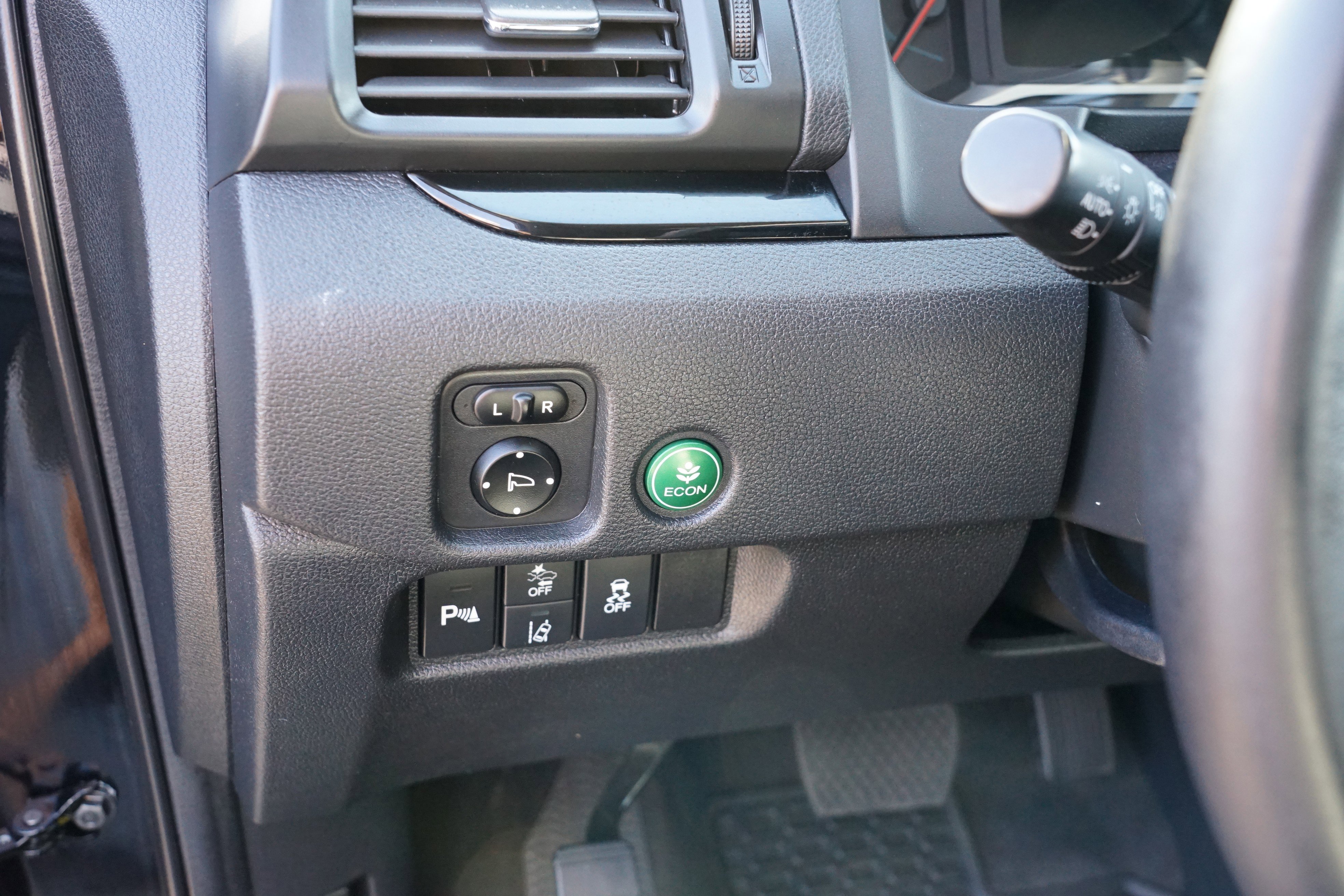 Used 2019 Honda Pilot Touring image 17