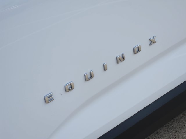 Used 2026 Chevrolet Equinox LT FWD image 9