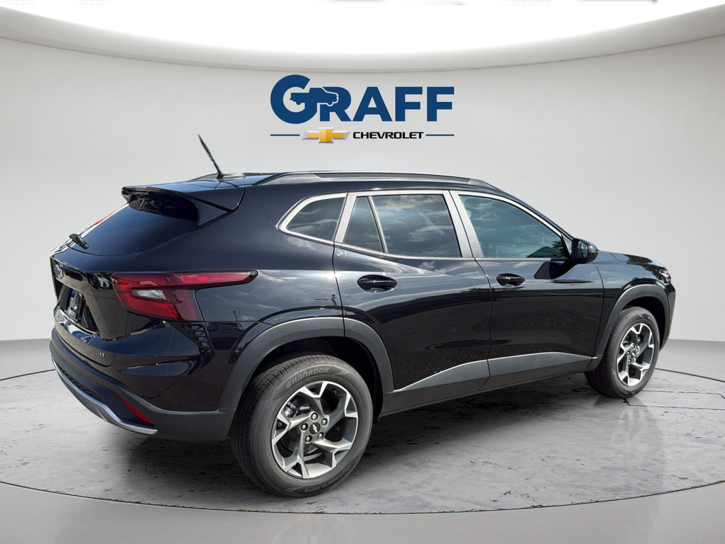 Used 2025 Chevrolet Trax LT w/ Driver Confidence Package FWD image 15