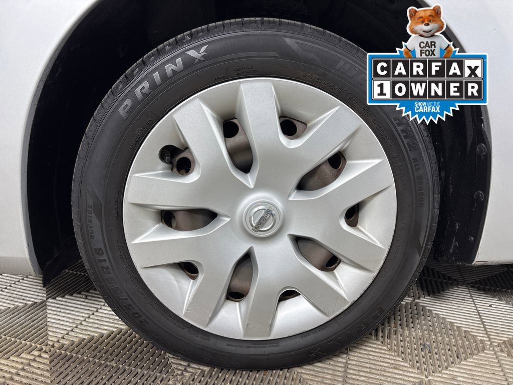 Used 2015 Nissan Sentra SV FWD image 13
