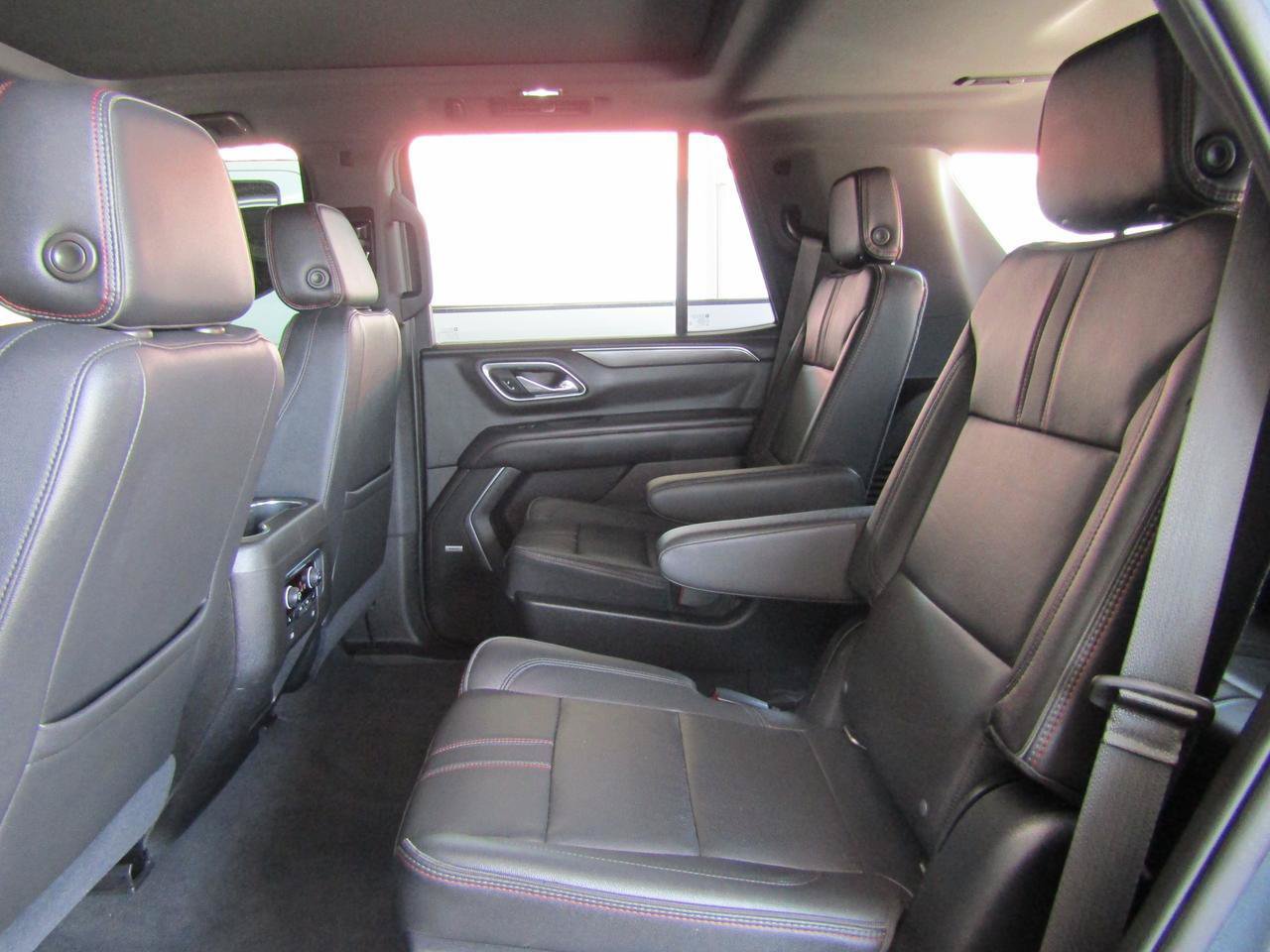 Used 2021 Chevrolet Tahoe RST w/ Luxury Package AWD/4WD image 10