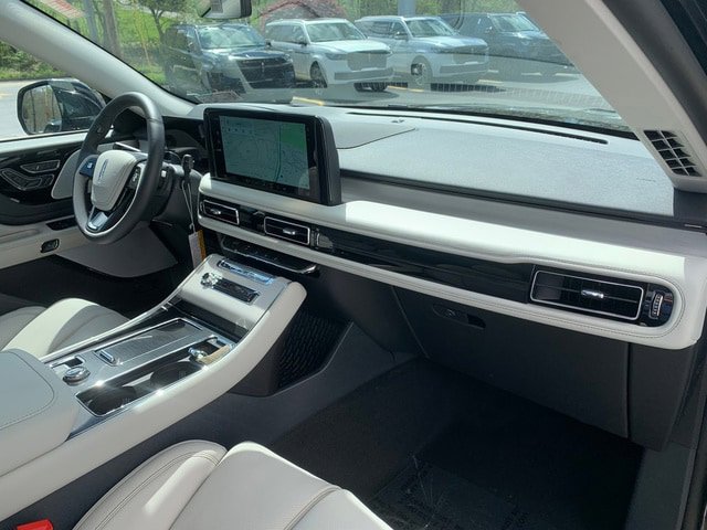 New 2026 Lincoln Aviator Reserve w/ Luxury Package AWD/4WD image 18