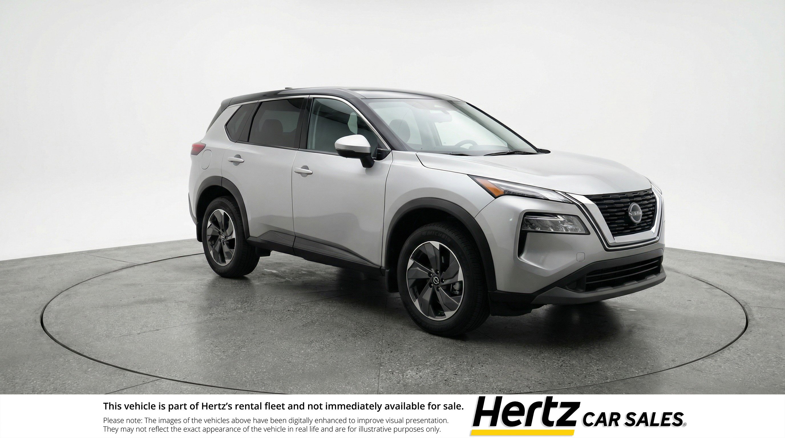 Used 2025 Nissan Rogue SV image 1