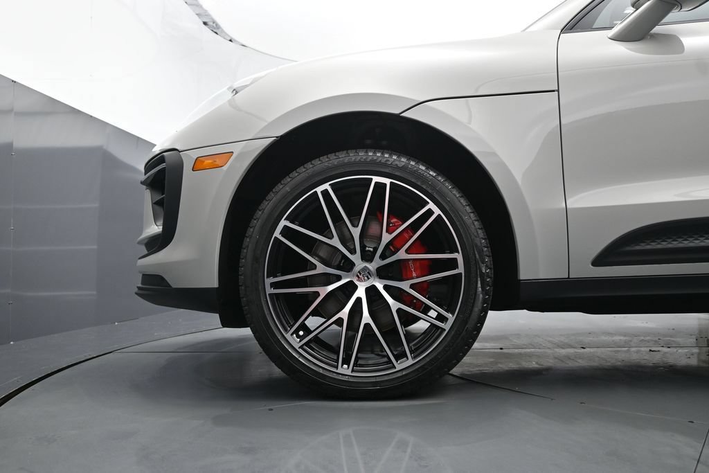 New 2026 Porsche Macan S AWD/4WD image 8