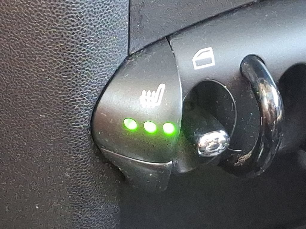 Used 2012 MINI Cooper Hardtop FWD image 25