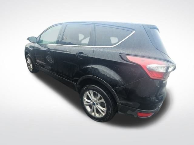 Used 2017 Ford Escape SE image 13
