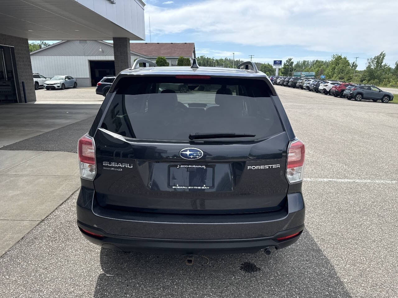 Used 2018 Subaru Forester 2.5i Premium AWD/4WD image 4