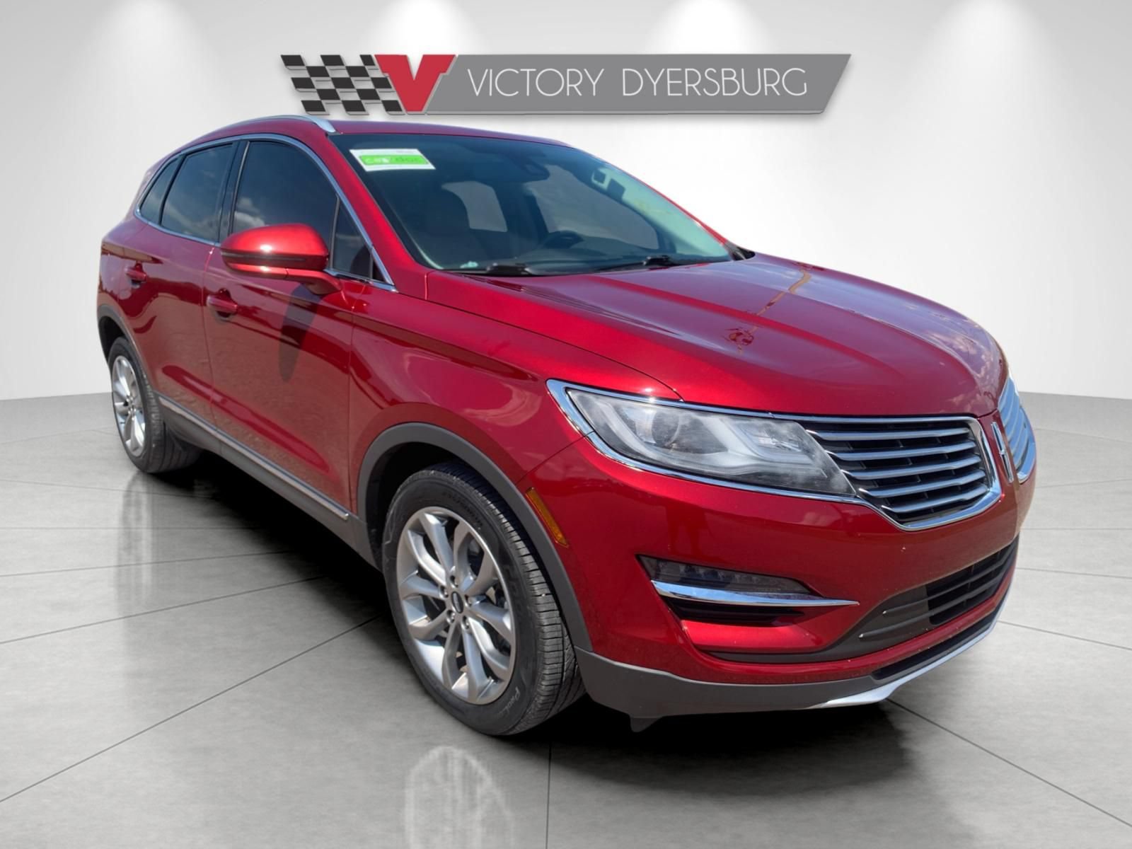 Used 2018 Lincoln MKC Select w/ Select Plus Package AWD/4WD image 1