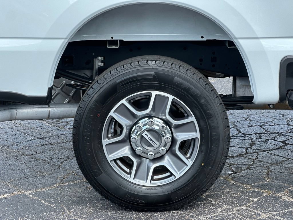 Certified 2025 Ford F250 XLT AWD/4WD image 25