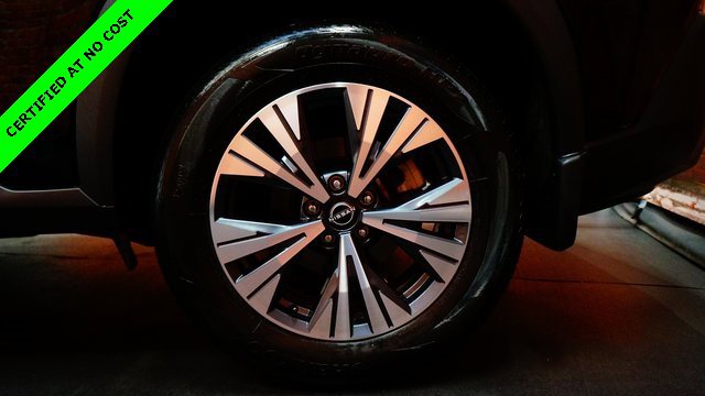 Used 2022 Nissan Rogue SV image 77