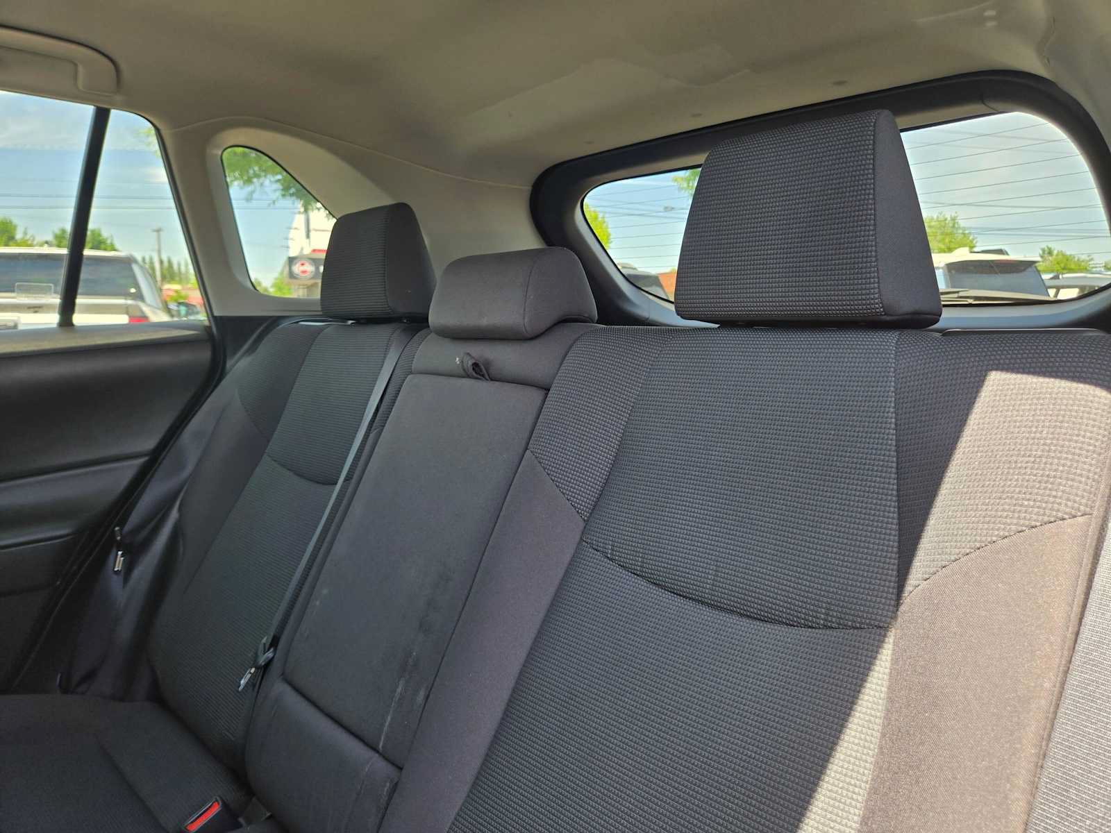Certified 2021 Toyota RAV4 LE AWD/4WD image 21