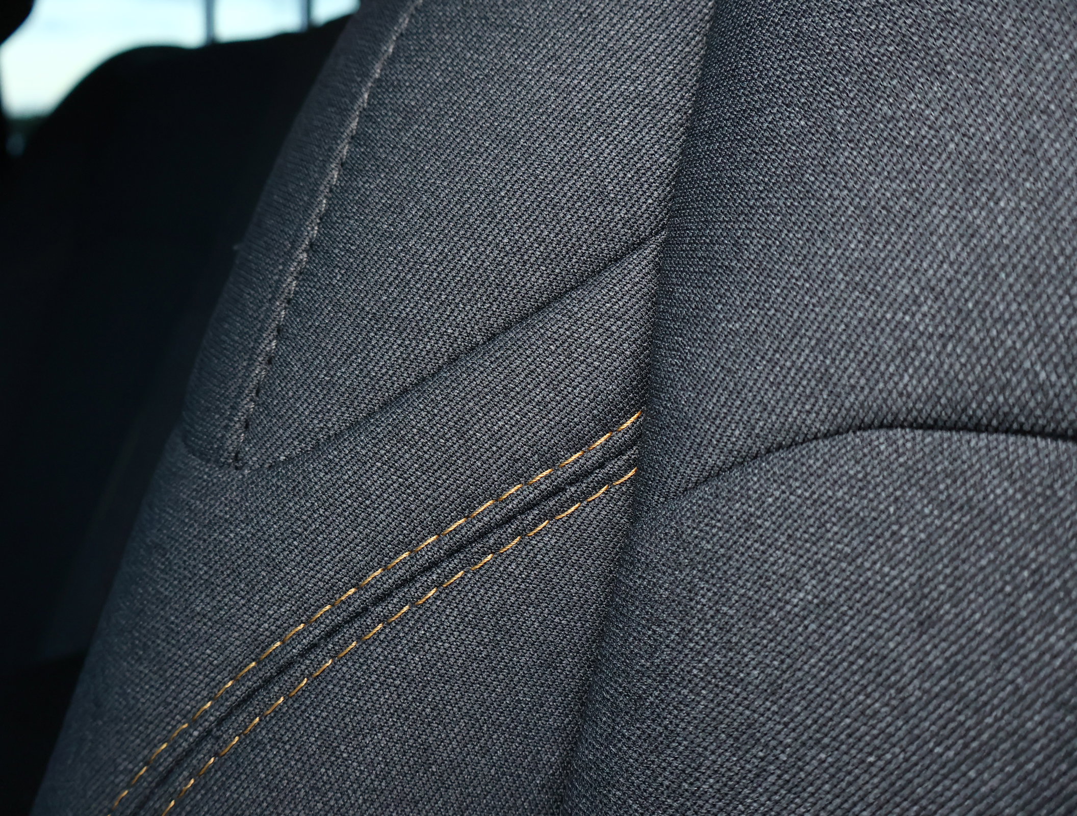 Used 2025 Jeep Wrangler Sport AWD/4WD image 9