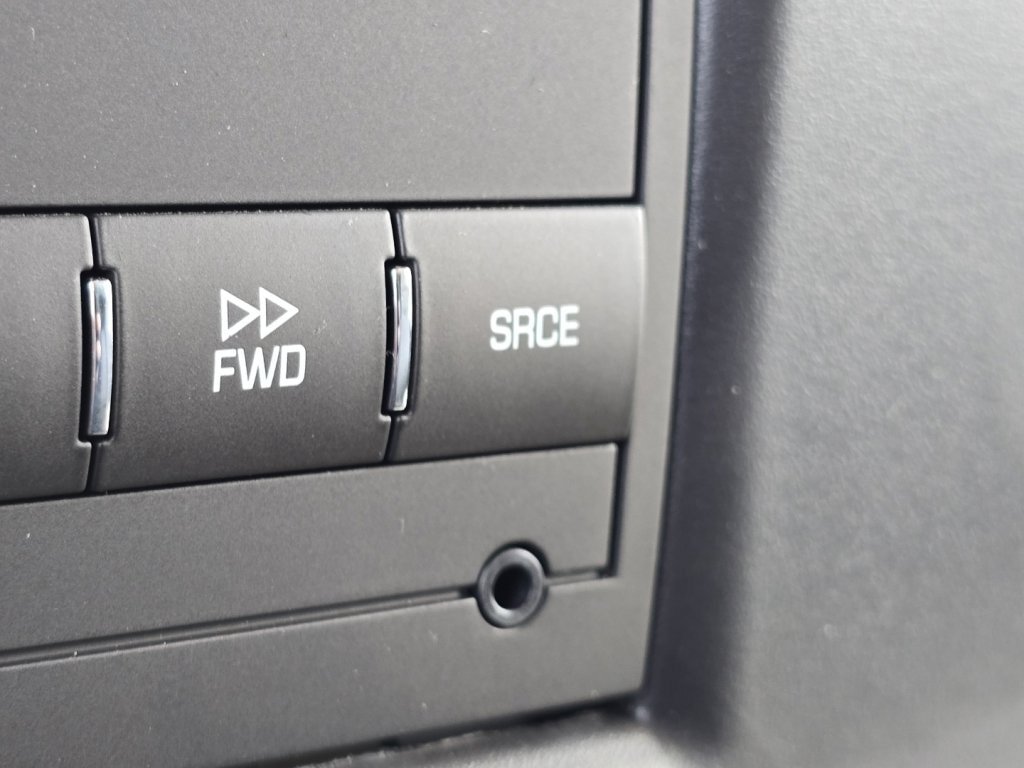 New 2025 Chevrolet Express 2500 w/ Driver Convenience Package RWD image 4