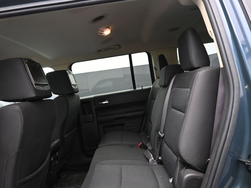 Used 2016 Ford Flex SE image 16