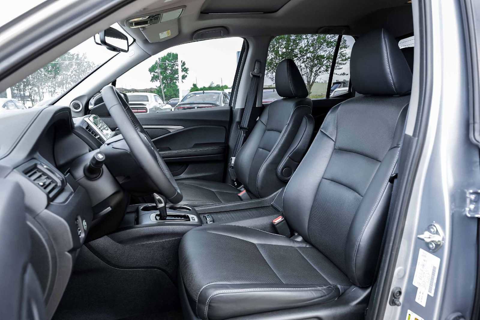 Used 2019 Honda Ridgeline RTL-T image 10