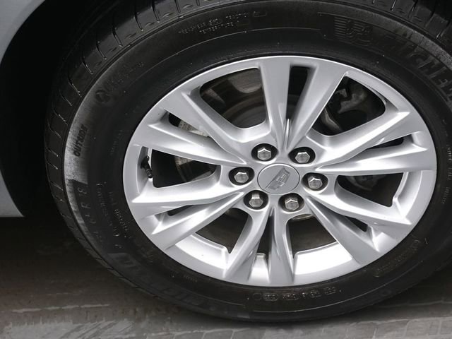 Used 2024 Cadillac XT6 Luxury w/ LPO, Floor Liner Package image 32