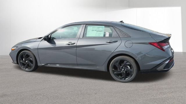 New 2026 Hyundai Elantra Sport FWD image 6