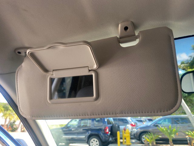 Used 2009 Ford Escape XLS image 63