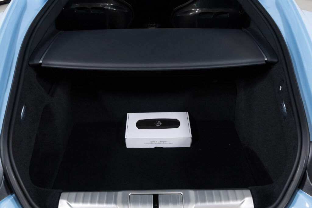 Used 2025 Ferrari 12Cilindri RWD image 23