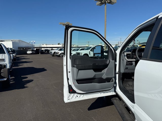 New 2026 Ford F550 4x4 Supercab Super Duty image 11
