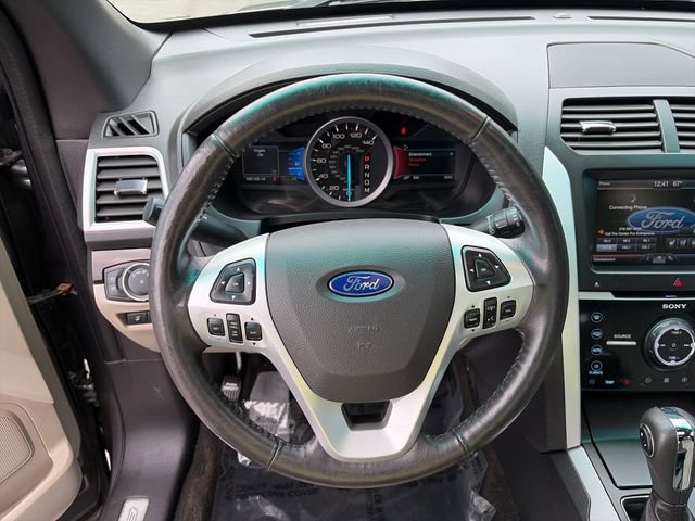 Used 2014 Ford Explorer Limited w/ Equipment Group 301A AWD/4WD image 31