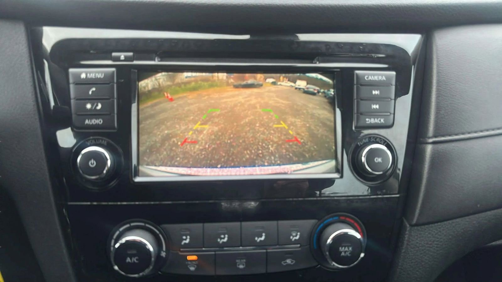 Used 2020 Nissan Rogue S image 25