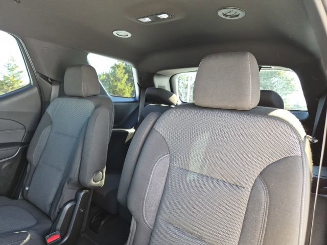 Used 2023 Chevrolet Traverse LT image 31