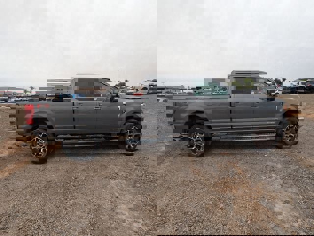 Used 2022 Ford F350 Lariat w/ Lariat Ultimate Package image 5