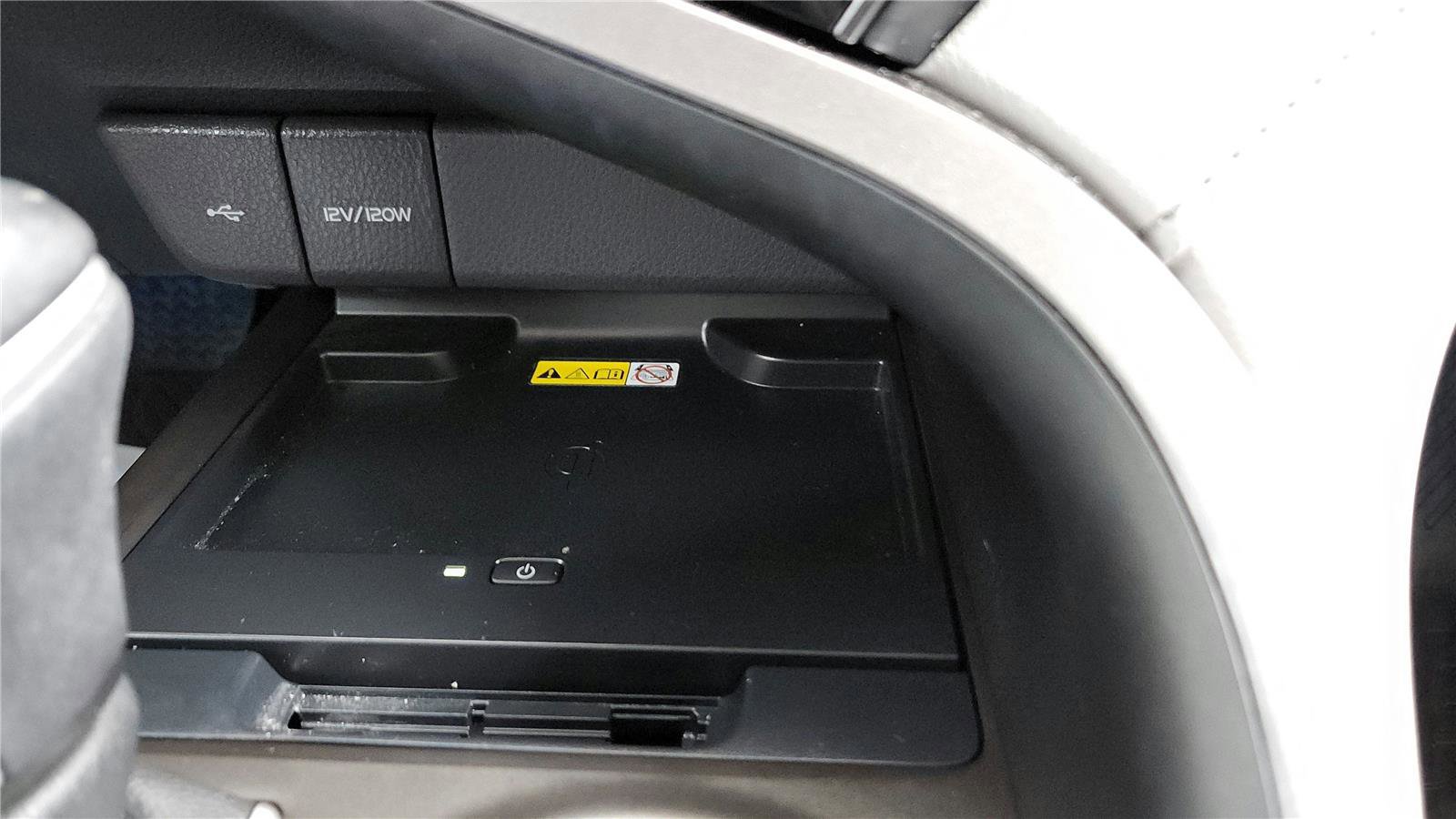 Certified 2023 Toyota Camry XLE w/ Navigation Package image 35