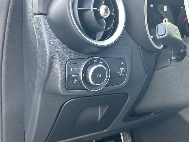 New 2026 Alfa Romeo Stelvio Sprint AWD/4WD image 17