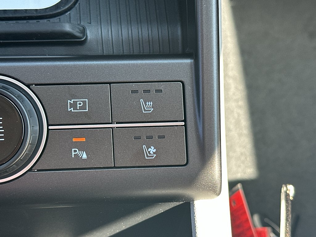 New 2026 Hyundai Kona Limited FWD image 24