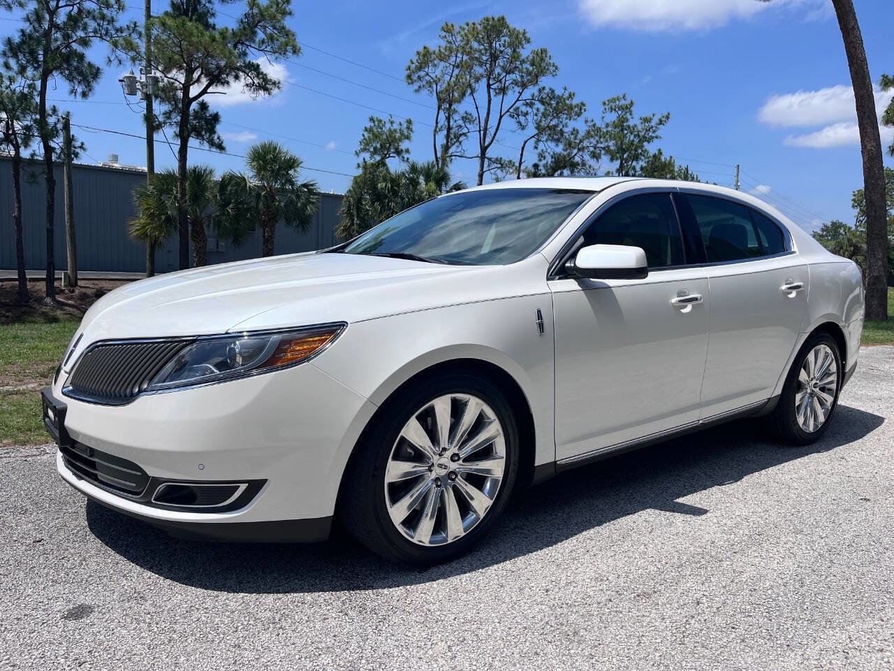 Used 2014 Lincoln MKS AWD w/ Equipment Group 201A image 2