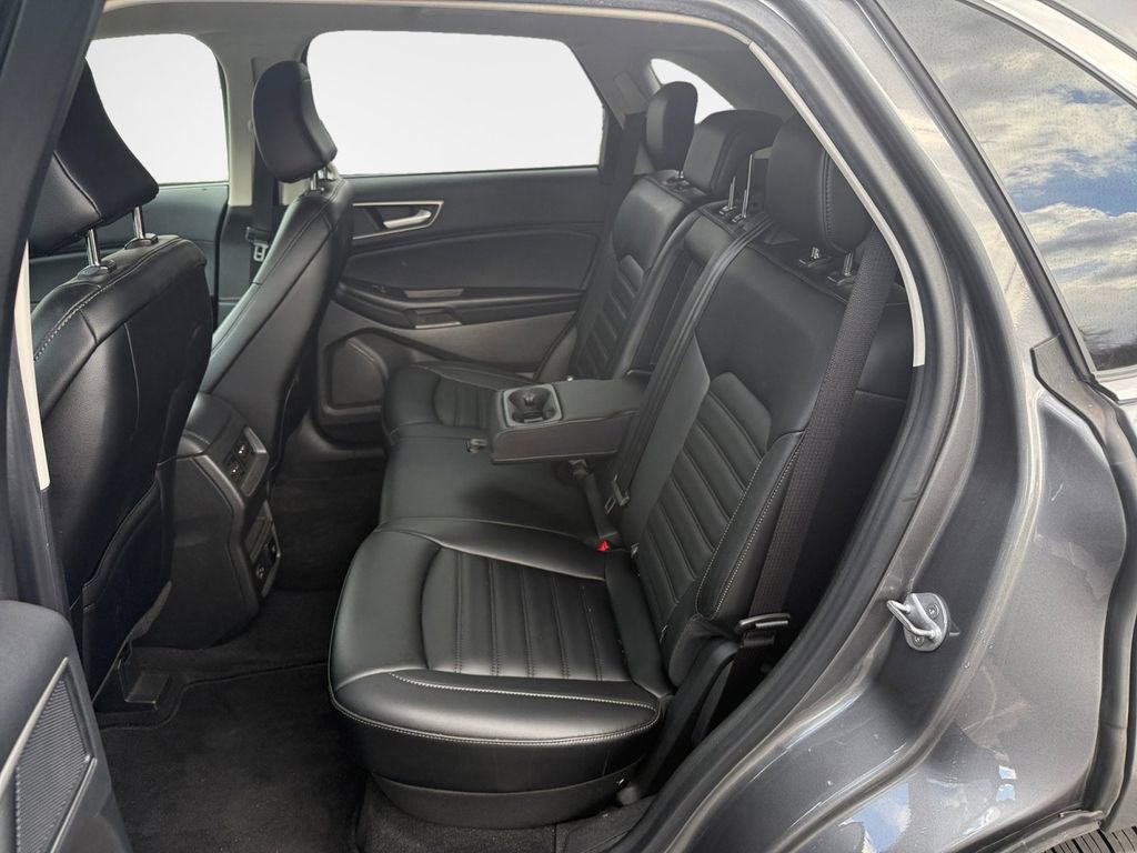 Used 2022 Ford Edge SEL w/ Convenience Package image 22