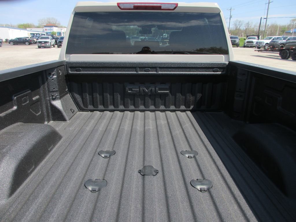 New 2026 GMC Sierra 2500 SLE image 7