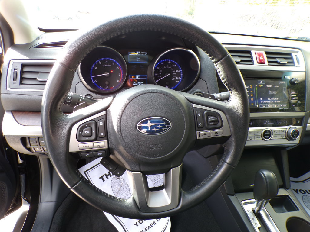 Used 2017 Subaru Outback 2.5i Limited AWD/4WD image 12