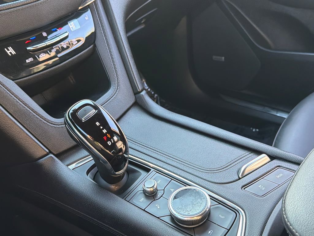 Certified 2023 Cadillac XT5 Premium Luxury image 10