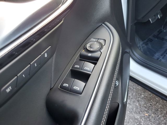 Used 2022 Buick Envision Essence w/ Technology Package II FWD image 17