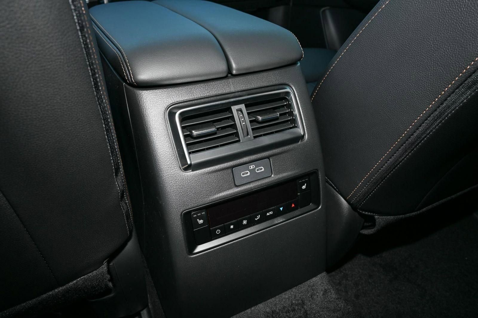 New 2026 MAZDA CX-90 3.3 Turbo w/ Premium Sport Pkg image 19