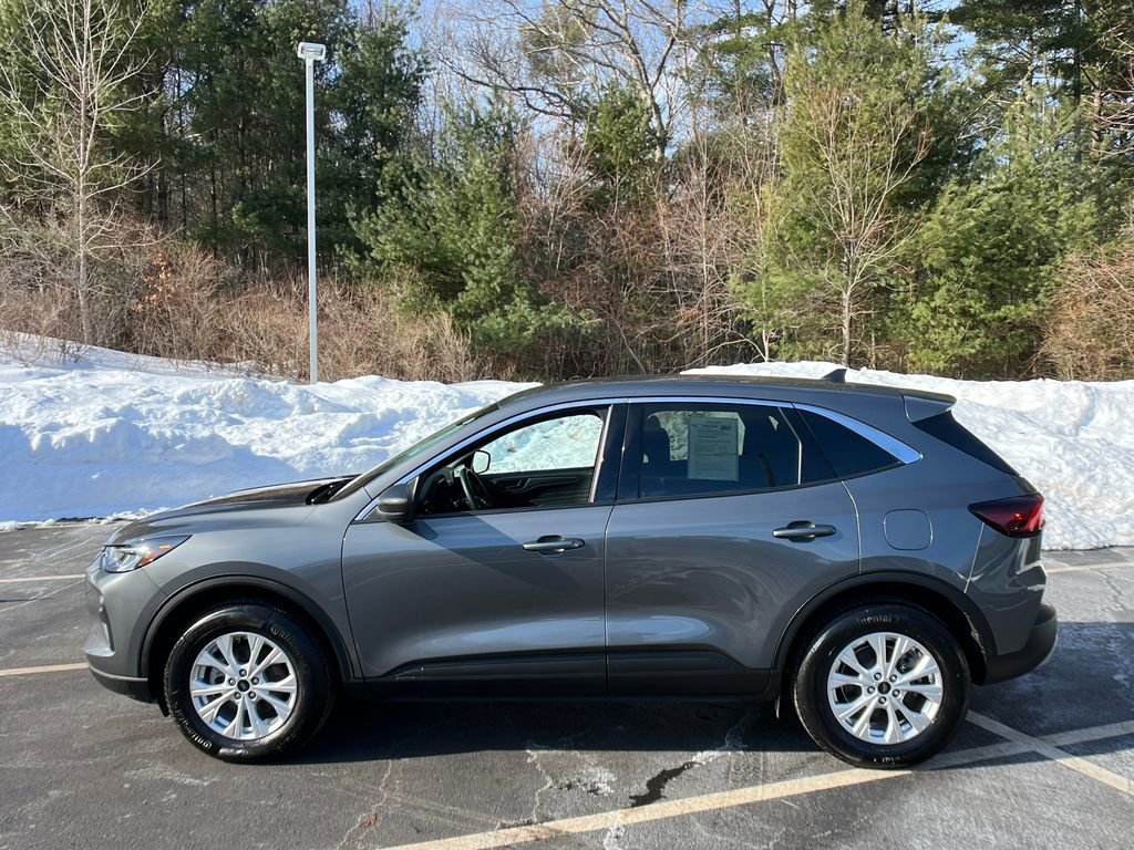 Used 2024 Ford Escape Active w/ Tech Pack #1 image 2