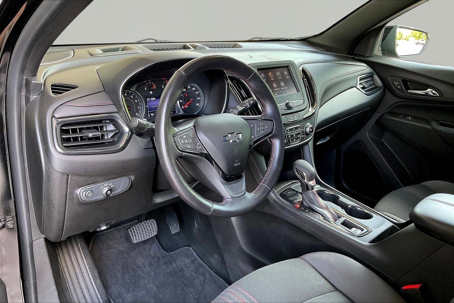 Used 2022 Chevrolet Equinox RS AWD/4WD image 16